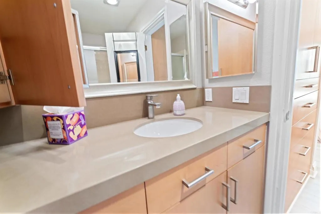 Photo #6: NDP2501605 Listing 