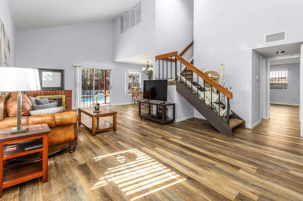 https://cdn.realtyfeed.com/cdn/127/306369363/b58d35cd3401307e8a2780cbba9ccda3.webp