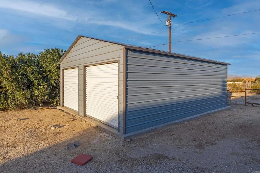 https://cdn.realtyfeed.com/cdn/127/306369717/5743695c61f20cc9789a52195bd58718.webp