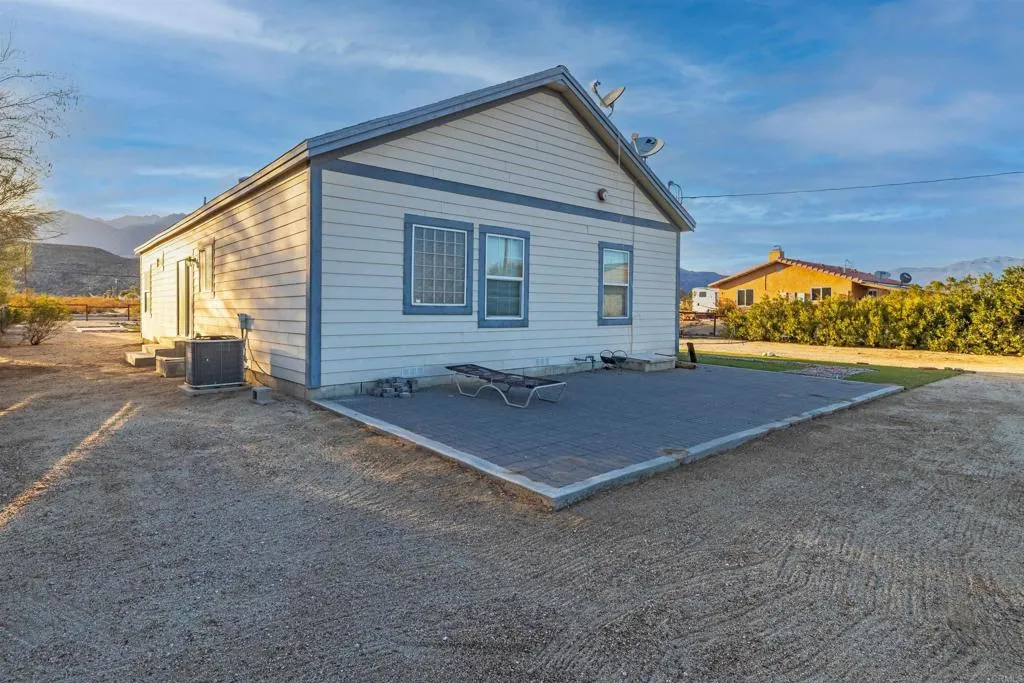 https://cdn.realtyfeed.com/cdn/127/306369717/d3d5671efa77187621aeb2775793d7be.webp
