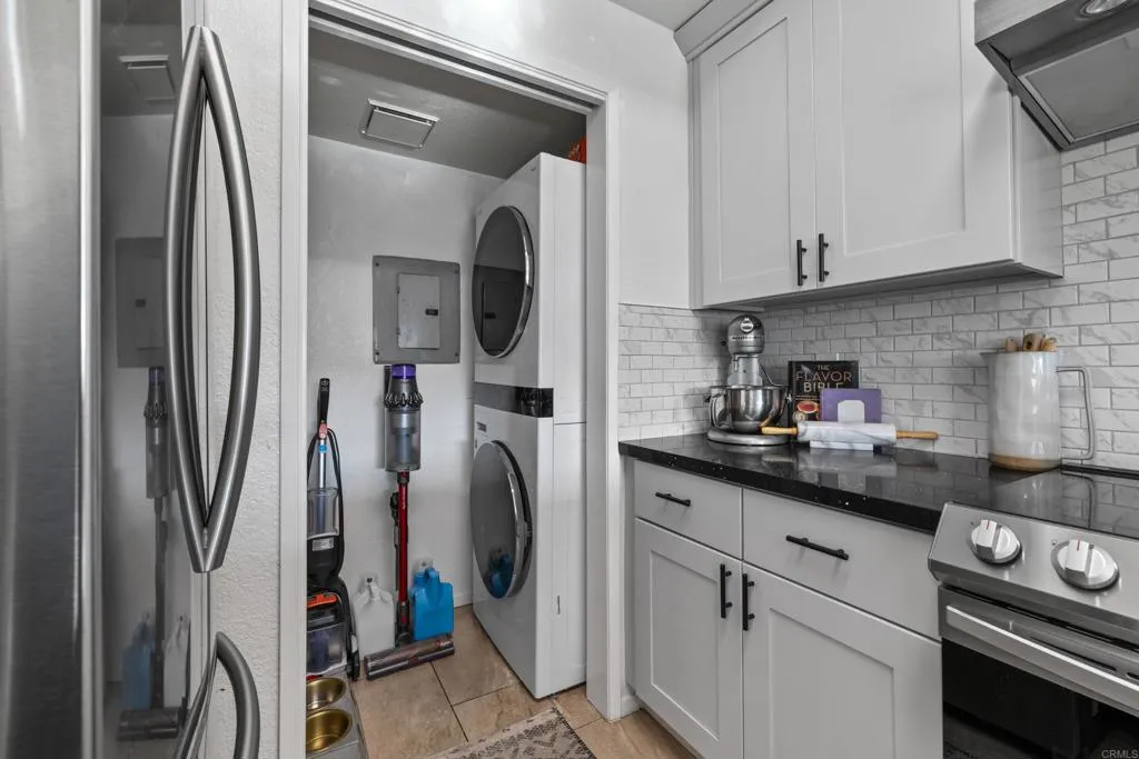https://cdn.realtyfeed.com/cdn/127/306370362/6b6931d2d466f575414ead630e93c795.webp