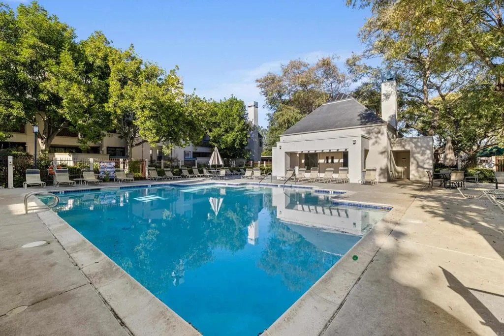 https://cdn.realtyfeed.com/cdn/127/306370362/902974d98a5d14ab84ba4f8654fac69e.webp