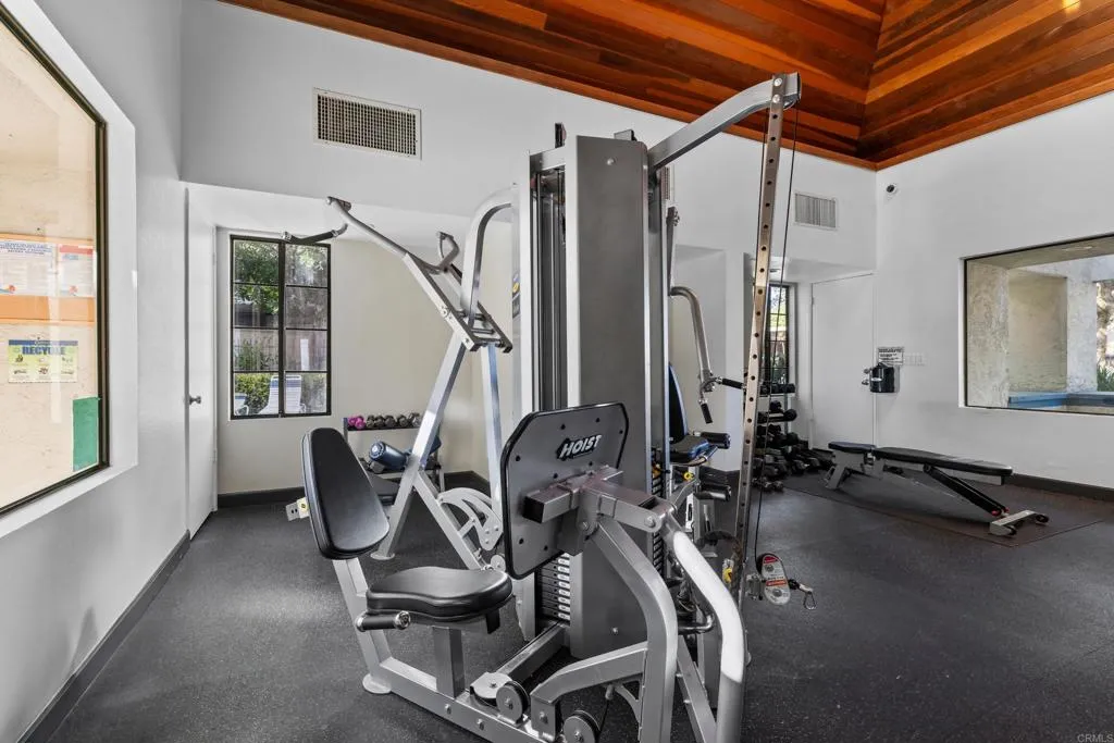 https://cdn.realtyfeed.com/cdn/127/306370362/a8e92f6486f9c156a2aa533fd4eac4fa.webp