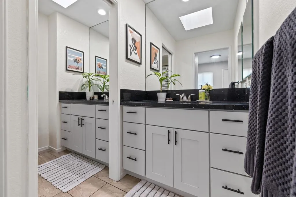 https://cdn.realtyfeed.com/cdn/127/306370362/f6ce144e4c9fb20e882416f11684ca53.webp