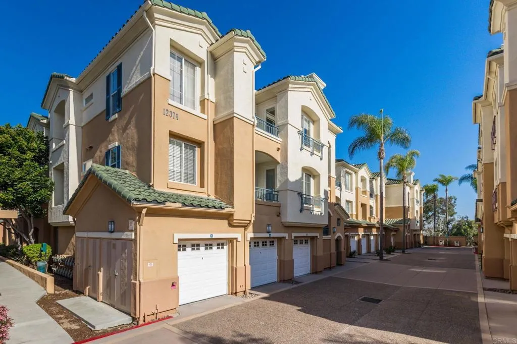 https://cdn.realtyfeed.com/cdn/127/306370643/8c6503c9a86166f2f1e4042c4c4b2cad.webp