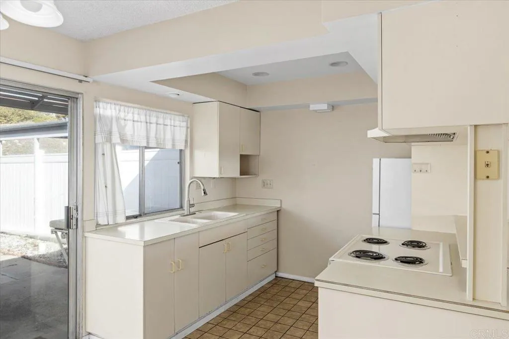 https://cdn.realtyfeed.com/cdn/127/306370987/7602963ed92a524b5cc783916135f491.webp