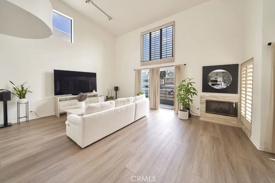 1617 S Beverly Glen Boulevard Unit 303, Los Angeles, Ca 90024 - Photo 2 of 50, Los Angeles, CA