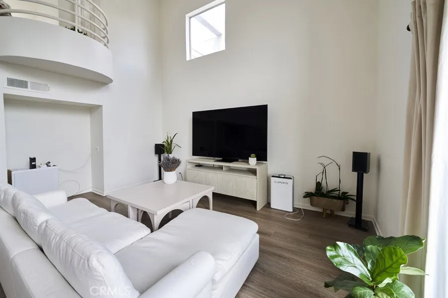 1617 S Beverly Glen Boulevard Unit 303, Los Angeles, Ca 90024 - Photo 4 of 50, Los Angeles, CA