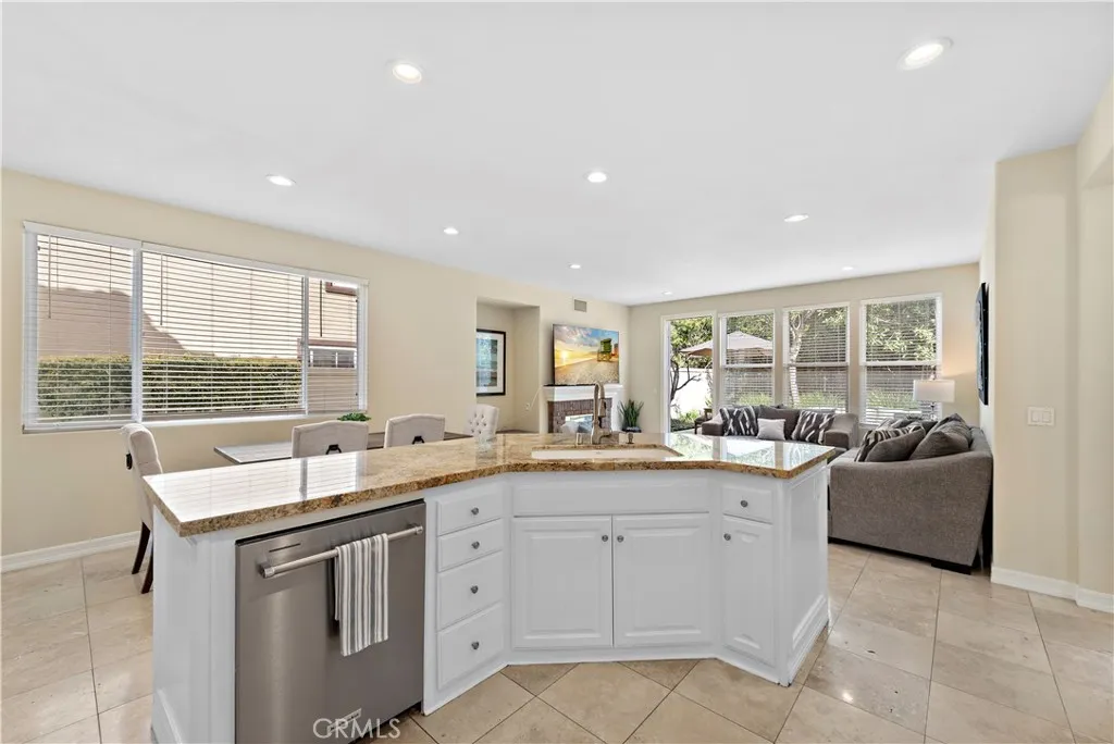 9 AGOSTINO, Newport Coast, CA, 92657