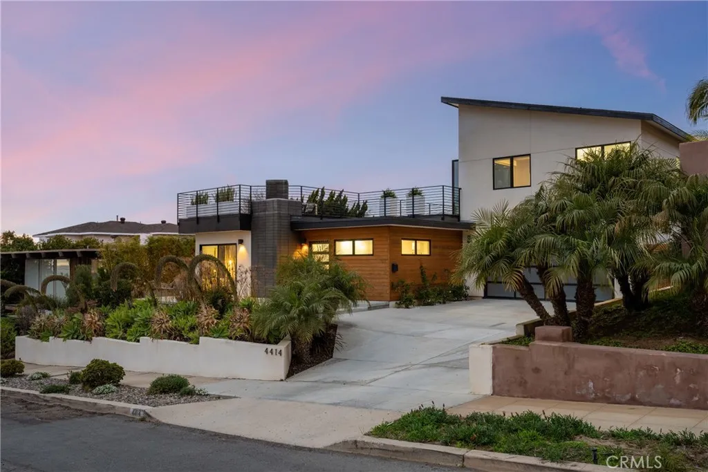 https://cdn.realtyfeed.com/cdn/127/306371718/1ed69ec92c7958ebb6cc098508bedd72.webp