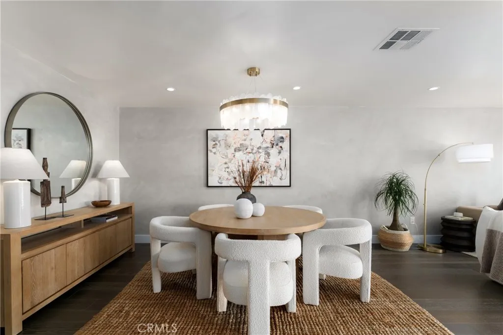 https://cdn.realtyfeed.com/cdn/127/306371718/35f4ac7ce3829f2bd25c2d7a283c6137.webp