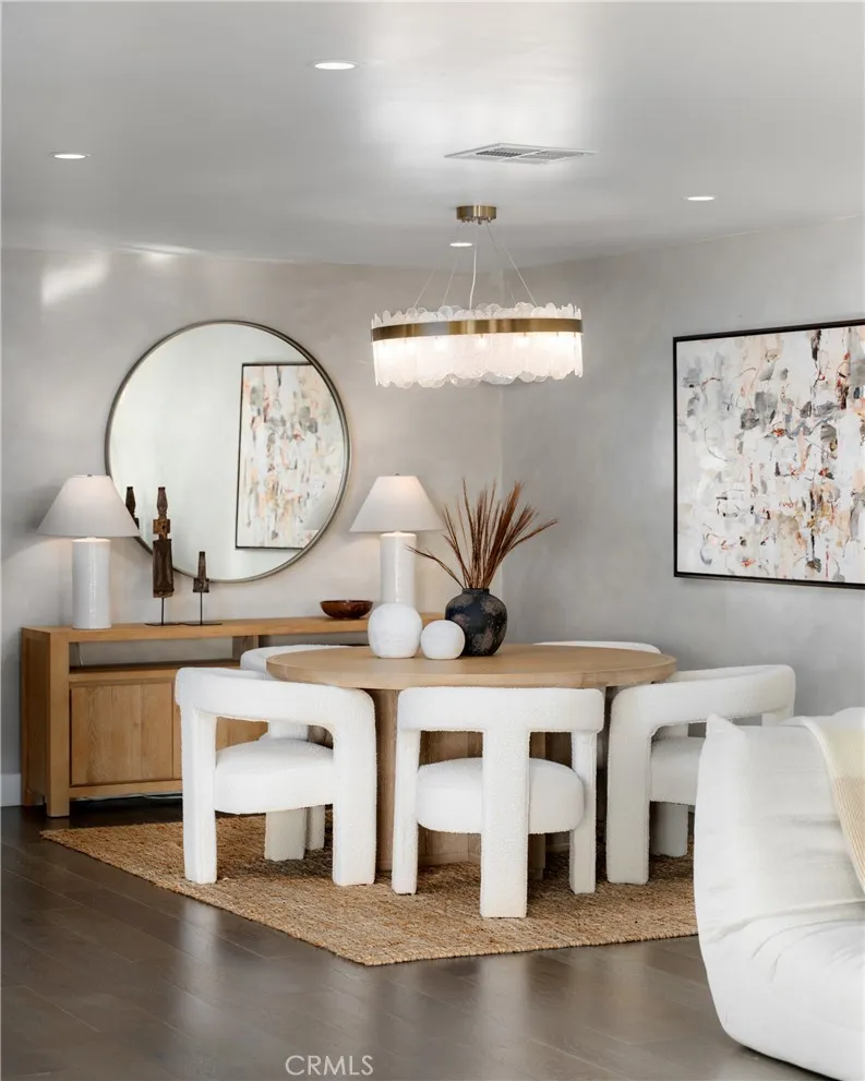 https://cdn.realtyfeed.com/cdn/127/306371718/36ab74333489468e86e2f6f685a73870.webp