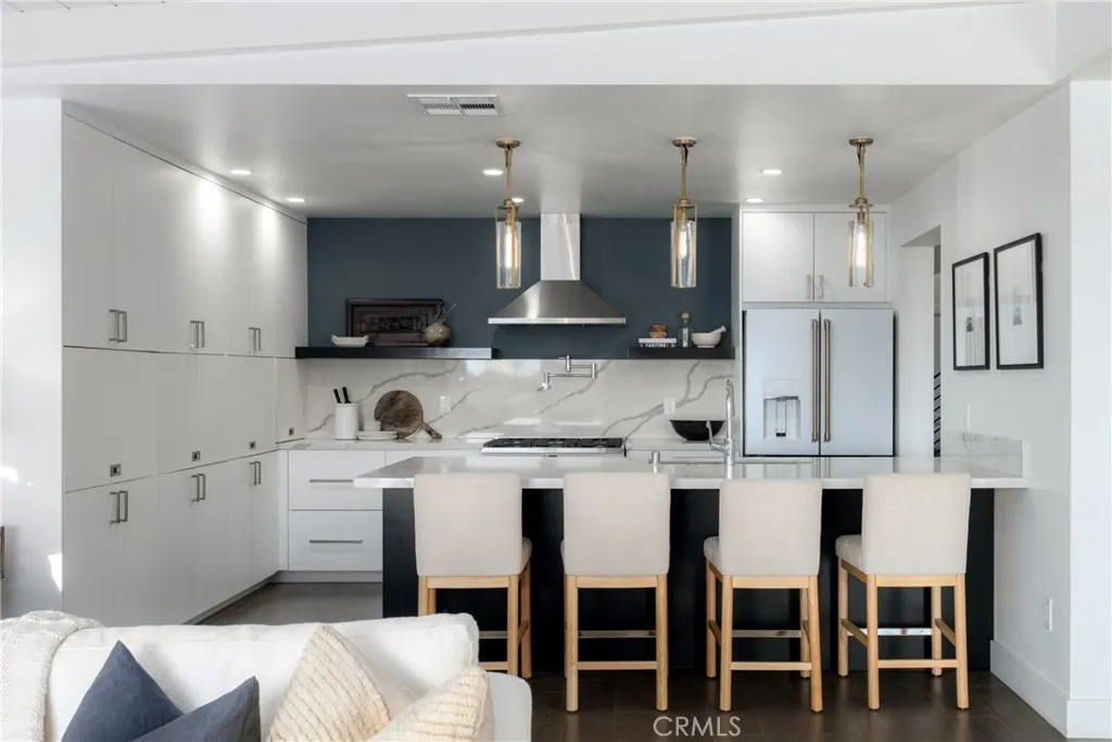https://cdn.realtyfeed.com/cdn/127/306371718/4f7b26f64e4023e5bf7f7d7157e15550.webp
