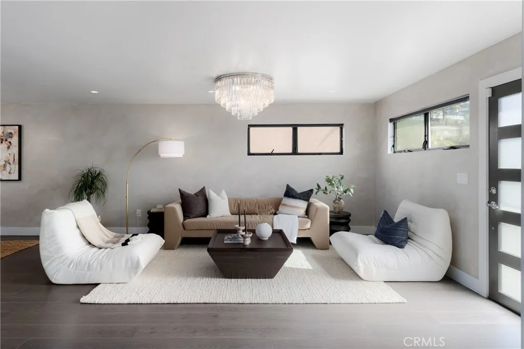 https://cdn.realtyfeed.com/cdn/127/306371718/755d2c6423a8e253d392f714468f3c84.webp