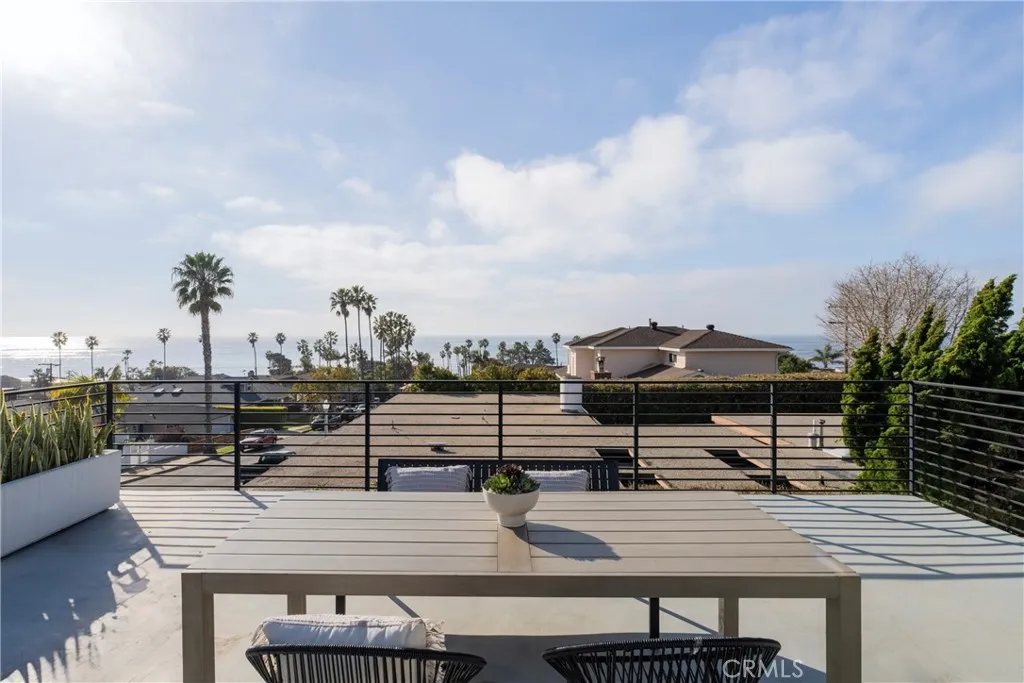 https://cdn.realtyfeed.com/cdn/127/306371718/8e26ec4b0e36862b07a1f573e9909e55.webp