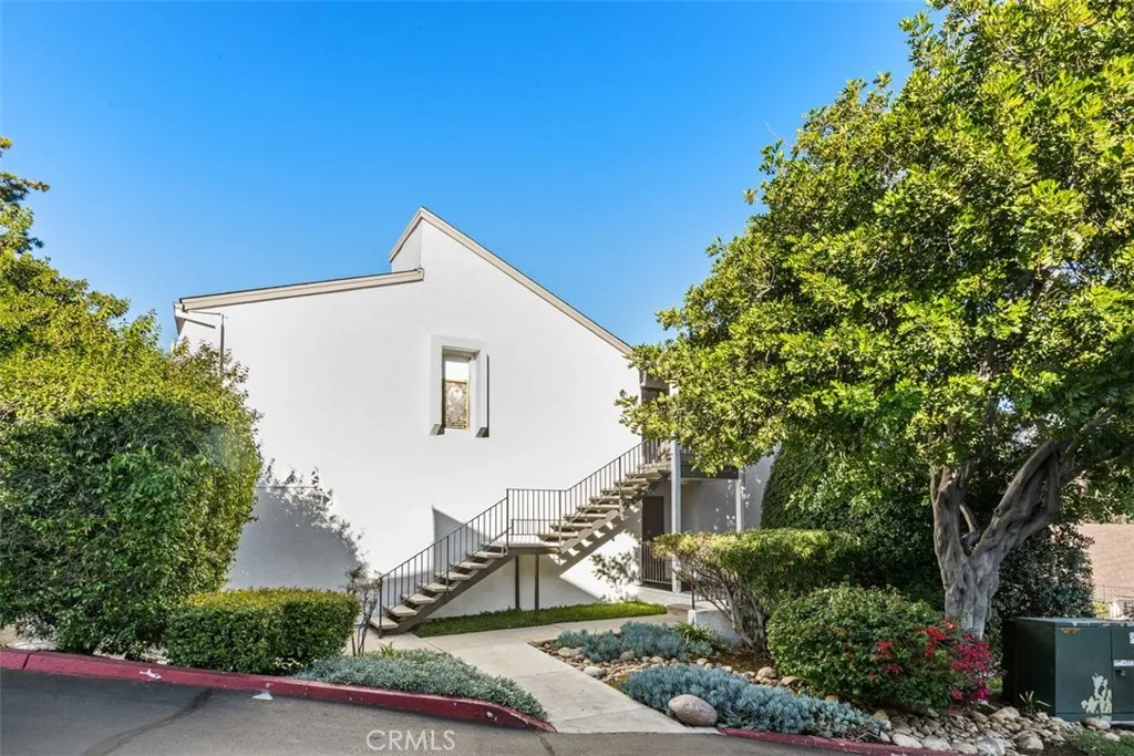Photo #3: OC25024776 Listing 