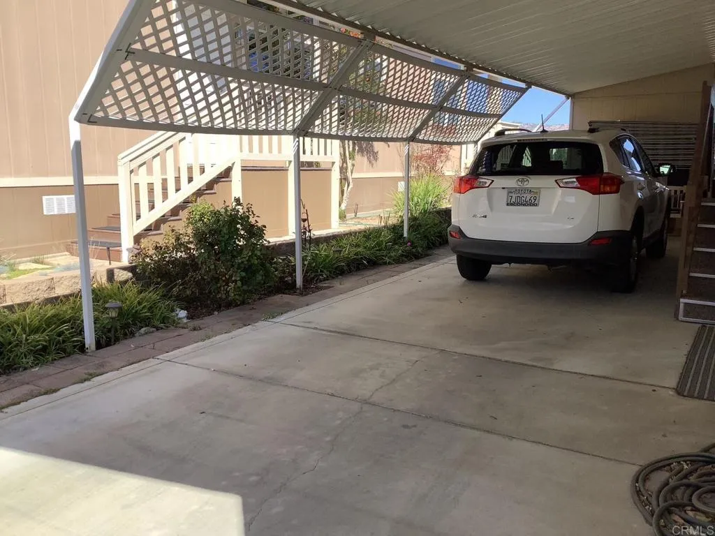 https://cdn.realtyfeed.com/cdn/127/306372198/1b46a033f493eebb4883a6f77384cee0.webp