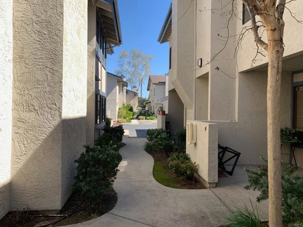 https://cdn.realtyfeed.com/cdn/127/306372309/1b16840346b54a9c73b6b08aac325201.webp