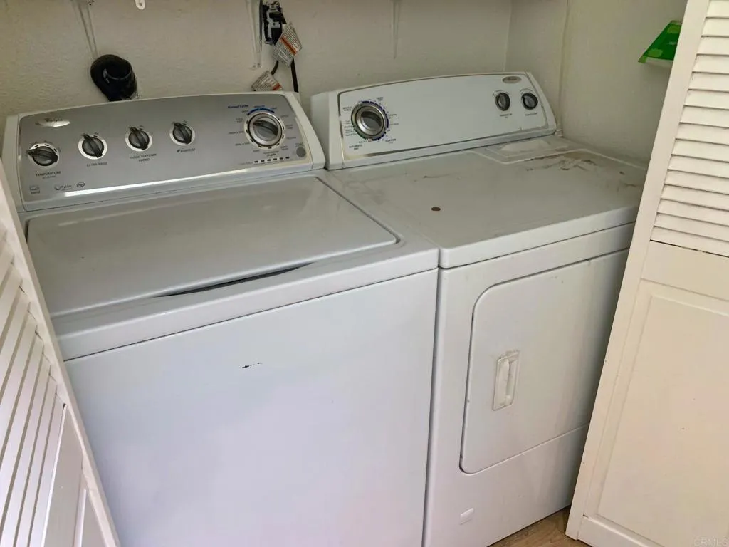 https://cdn.realtyfeed.com/cdn/127/306372309/1b175e8201de1e74ccdb6557fb105611.webp