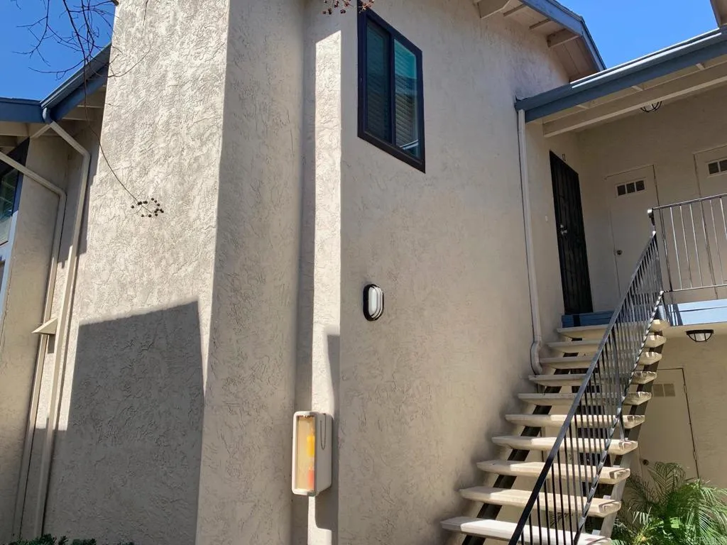 https://cdn.realtyfeed.com/cdn/127/306372309/d31a1e0aa34e317d944b4b78fd0700af.webp