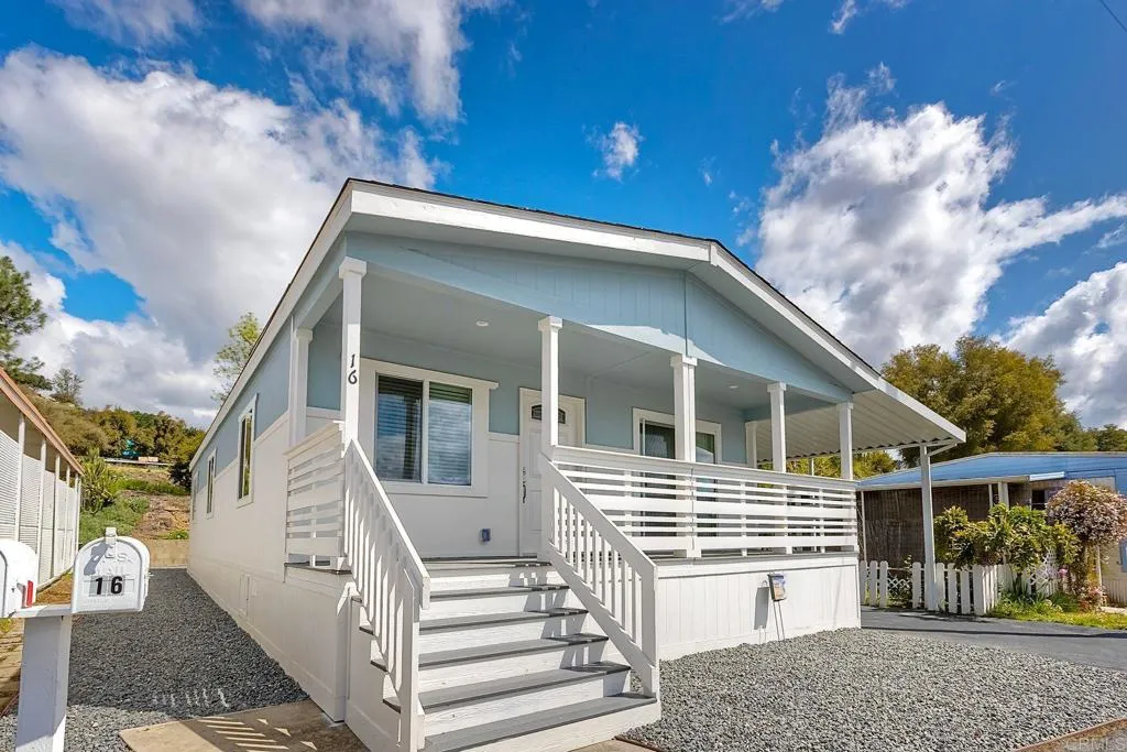https://cdn.realtyfeed.com/cdn/127/306372605/a9819d28f3c73d777a83263000c4bd40.webp