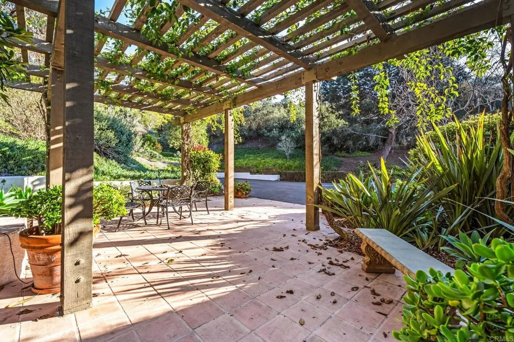https://cdn.realtyfeed.com/cdn/127/306373771/0638098b966802ed77738e90e462215c.webp