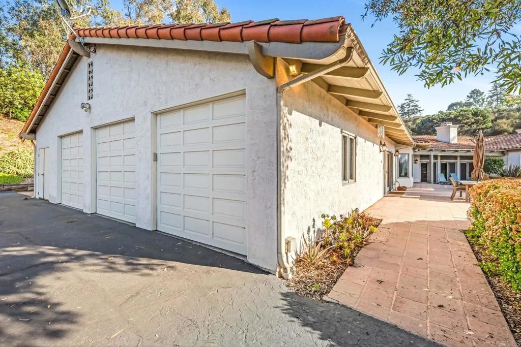 https://cdn.realtyfeed.com/cdn/127/306373771/8f121982027b7af1645a717e04cc20e7.webp