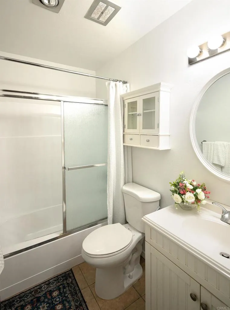 https://cdn.realtyfeed.com/cdn/127/306373780/08f63d92aecaecbddd457a64cf705d21.webp