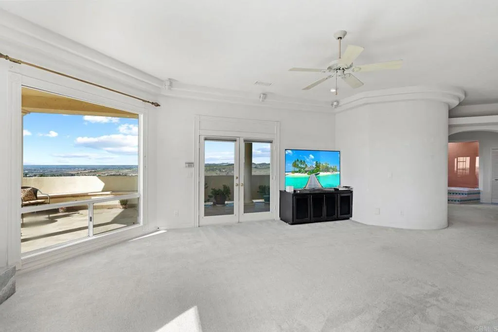 https://cdn.realtyfeed.com/cdn/127/306373980/cb322985634e1d295e1480f687607483.webp