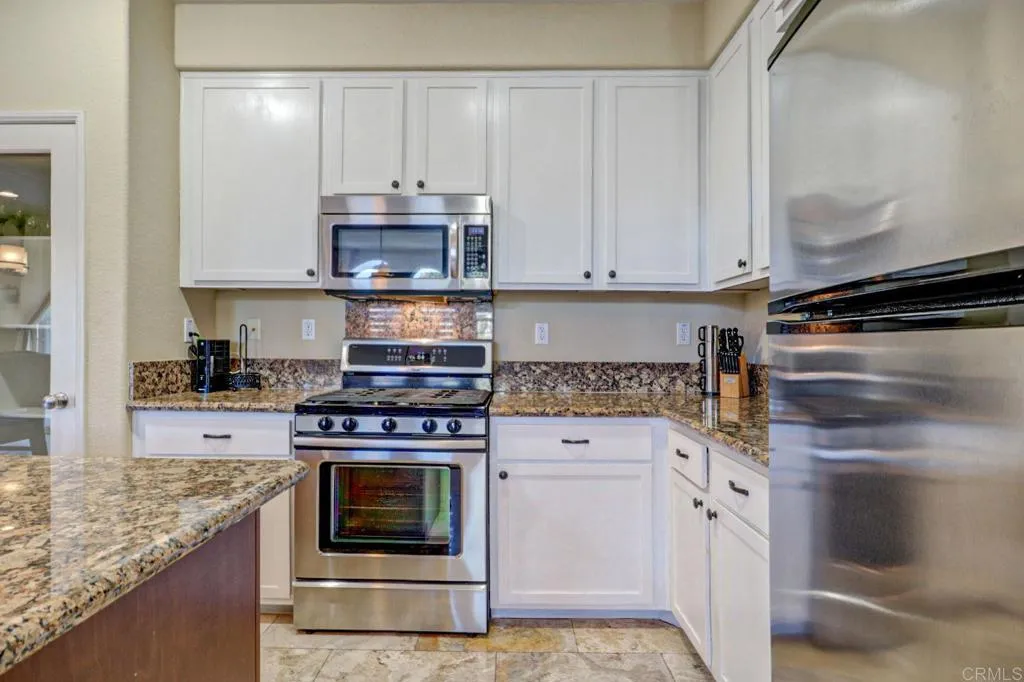 Photo #5: PTP2501445 Listing 