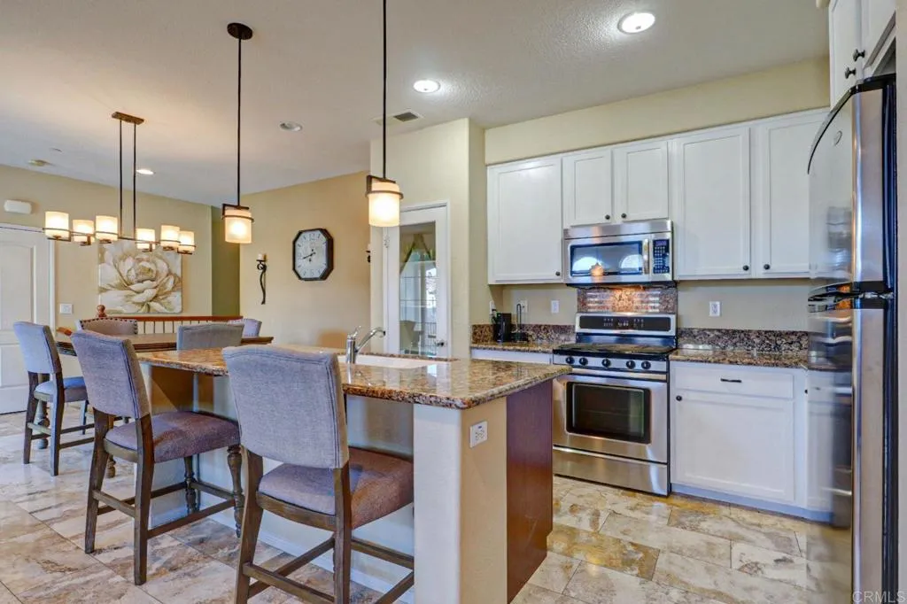 Photo #4: PTP2501445 Listing 