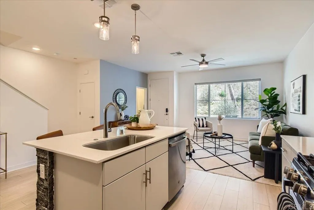 Photo #8: PTP2501448 Listing: Photo #8