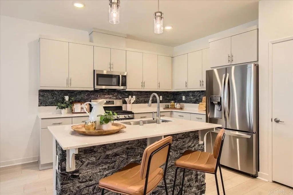 Photo #5: PTP2501448 Listing 
