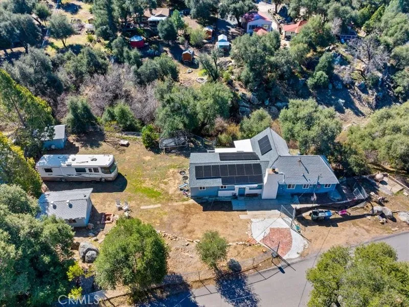 https://cdn.realtyfeed.com/cdn/127/306374647/20415ab6c42a4156de5f155773e12172.webp
