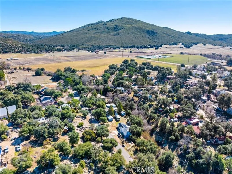 https://cdn.realtyfeed.com/cdn/127/306374647/5afc9862bfd5eedf426164fcd500f16d.webp