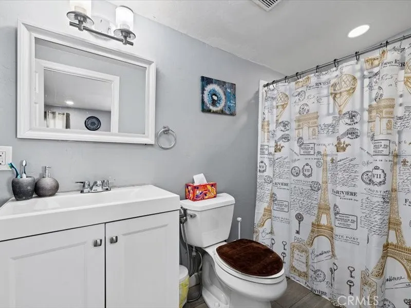 https://cdn.realtyfeed.com/cdn/127/306374647/9de3949907f0caf429bfb0736f07e67a.webp