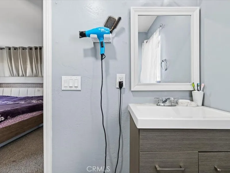 https://cdn.realtyfeed.com/cdn/127/306374647/e3ad8301d3d4bf0a1383b1cd800a7d91.webp