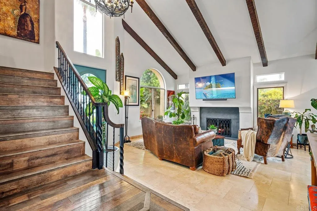 https://cdn.realtyfeed.com/cdn/127/306374710/58a2689692bb12a4f8129896632c7fd0.webp