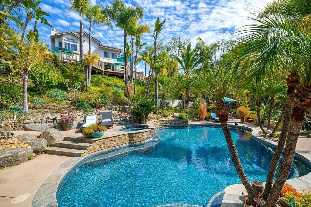 https://cdn.realtyfeed.com/cdn/127/306374710/b37c60ec26d015c14e5462289895a1c9.webp