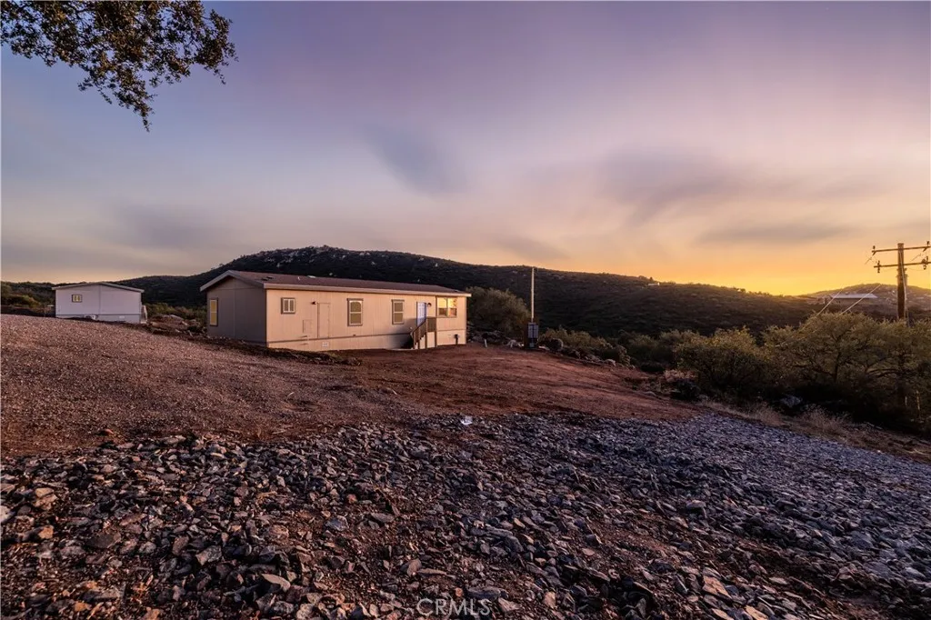 https://cdn.realtyfeed.com/cdn/127/306374932/27e1fc0cb8cf59860b89377361604a16.webp