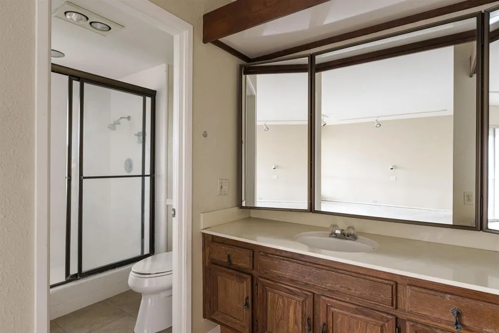 https://cdn.realtyfeed.com/cdn/127/306375039/3142b92aa98d57356bec3c616b486e88.webp