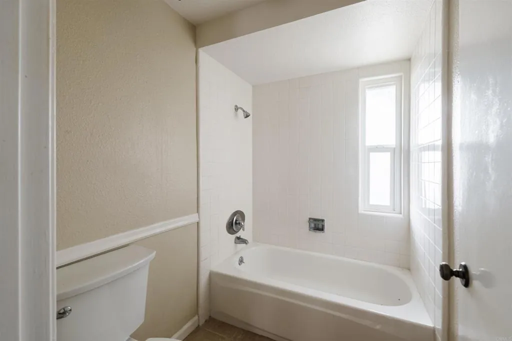 https://cdn.realtyfeed.com/cdn/127/306375039/dd2354c5cea020c931a67143fe0e2ce7.webp