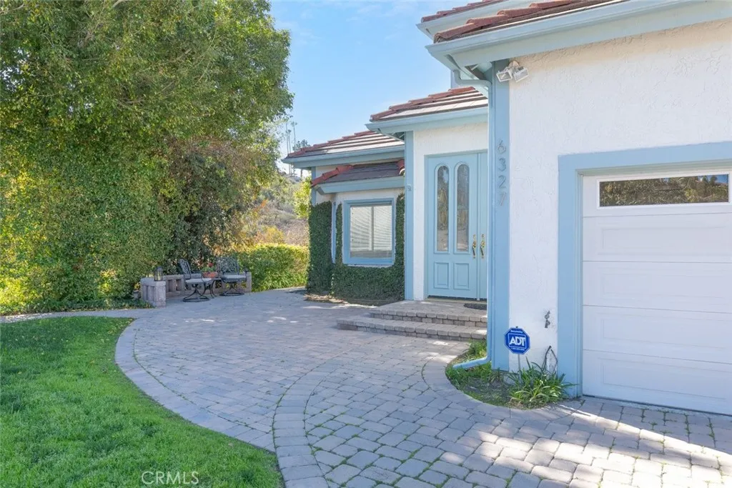 https://cdn.realtyfeed.com/cdn/127/306375061/34440a2d65cc1c9c99f7e83c1fa80208.webp