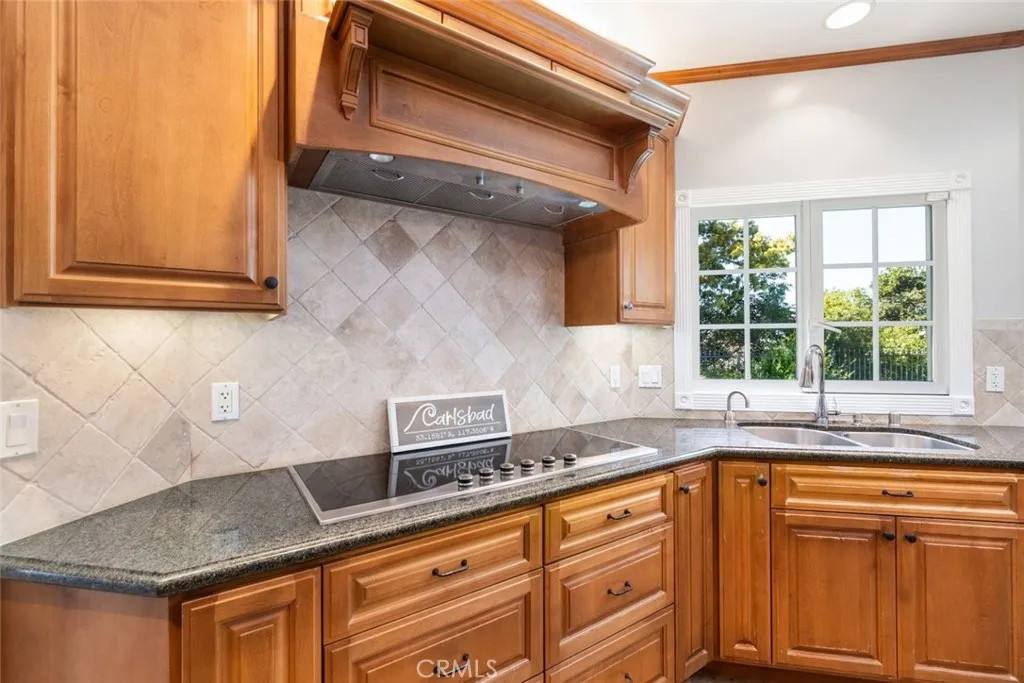 https://cdn.realtyfeed.com/cdn/127/306375061/7e49f4c26f233f22d3fc91510cb2c7ea.webp