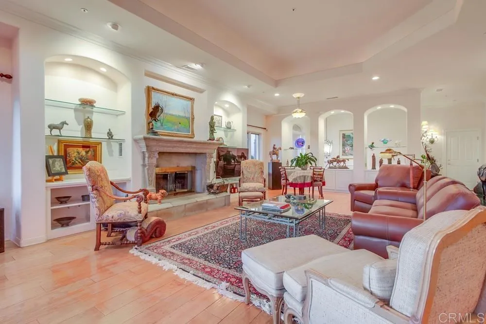 https://cdn.realtyfeed.com/cdn/127/306375111/863534ab5ac5a933e0400b19d423f45d.webp