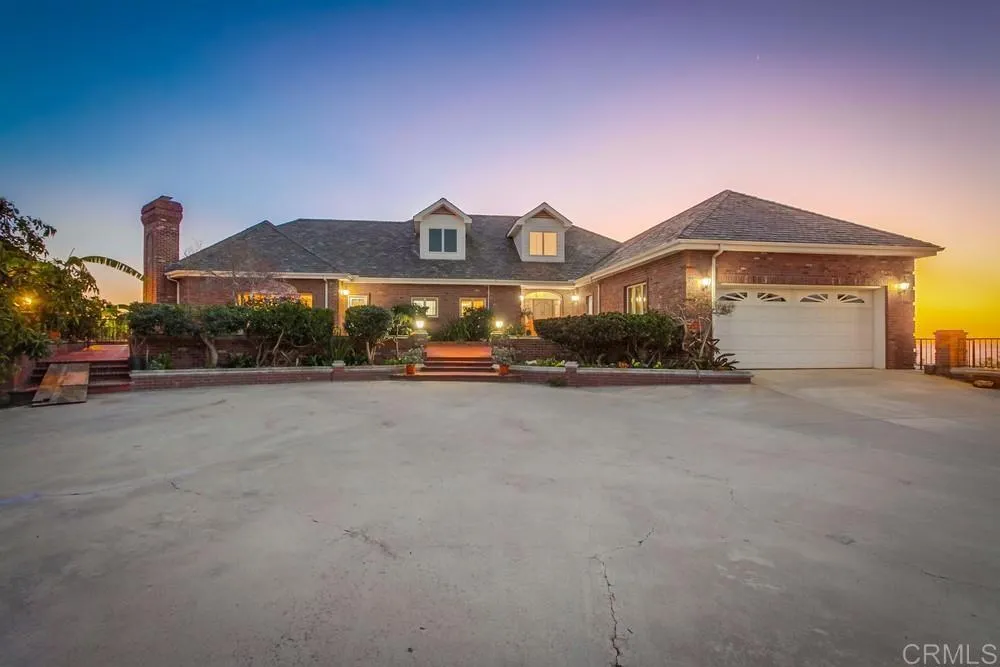 https://cdn.realtyfeed.com/cdn/127/306375111/d03d0e96e12855d6c3724ba8b614e704.webp