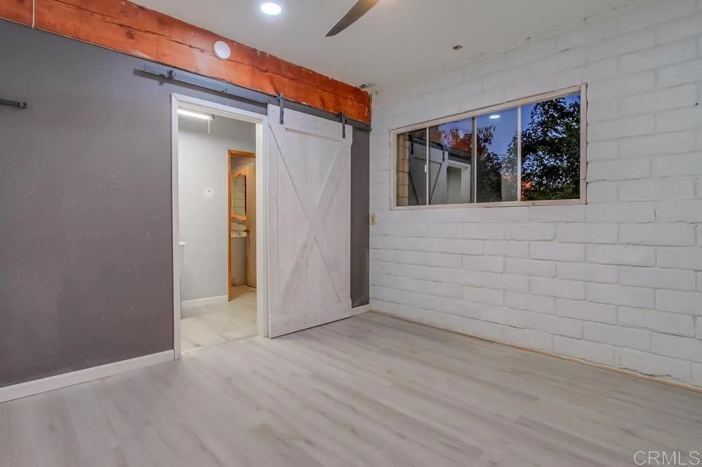https://cdn.realtyfeed.com/cdn/127/306375111/d92483c0503e217f0e8951cf2d2b4330.webp