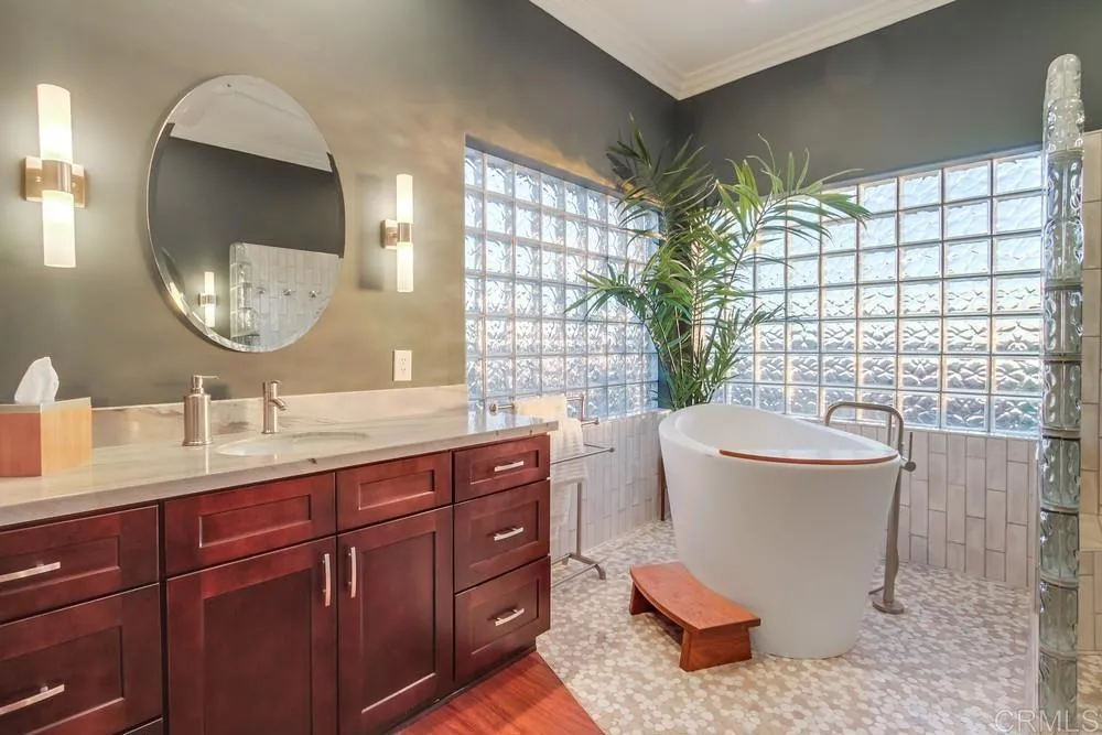 https://cdn.realtyfeed.com/cdn/127/306375111/dfce835185ad86bb137a7bf032b36c4e.webp