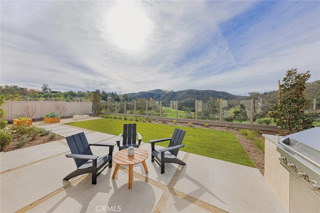 https://cdn.realtyfeed.com/cdn/127/306375253/807f92b9f66fad5bcaab09770fa41a70.webp