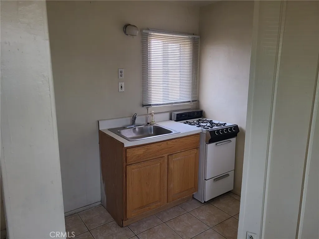 14301 Frontage Road Unit 3, North Edwards, Ca 93523 - Photo 4 of 13, North Edwards, CA